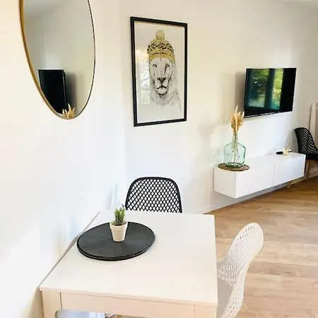 Le Chic Proche Centre Avec Parking Apartment Grenoble